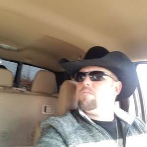 Meet your Posher, Cody